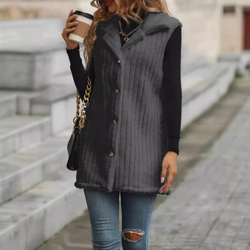Damer Elegant och mysig teddyjacka med knapplist Mirla-Eva Jonsson