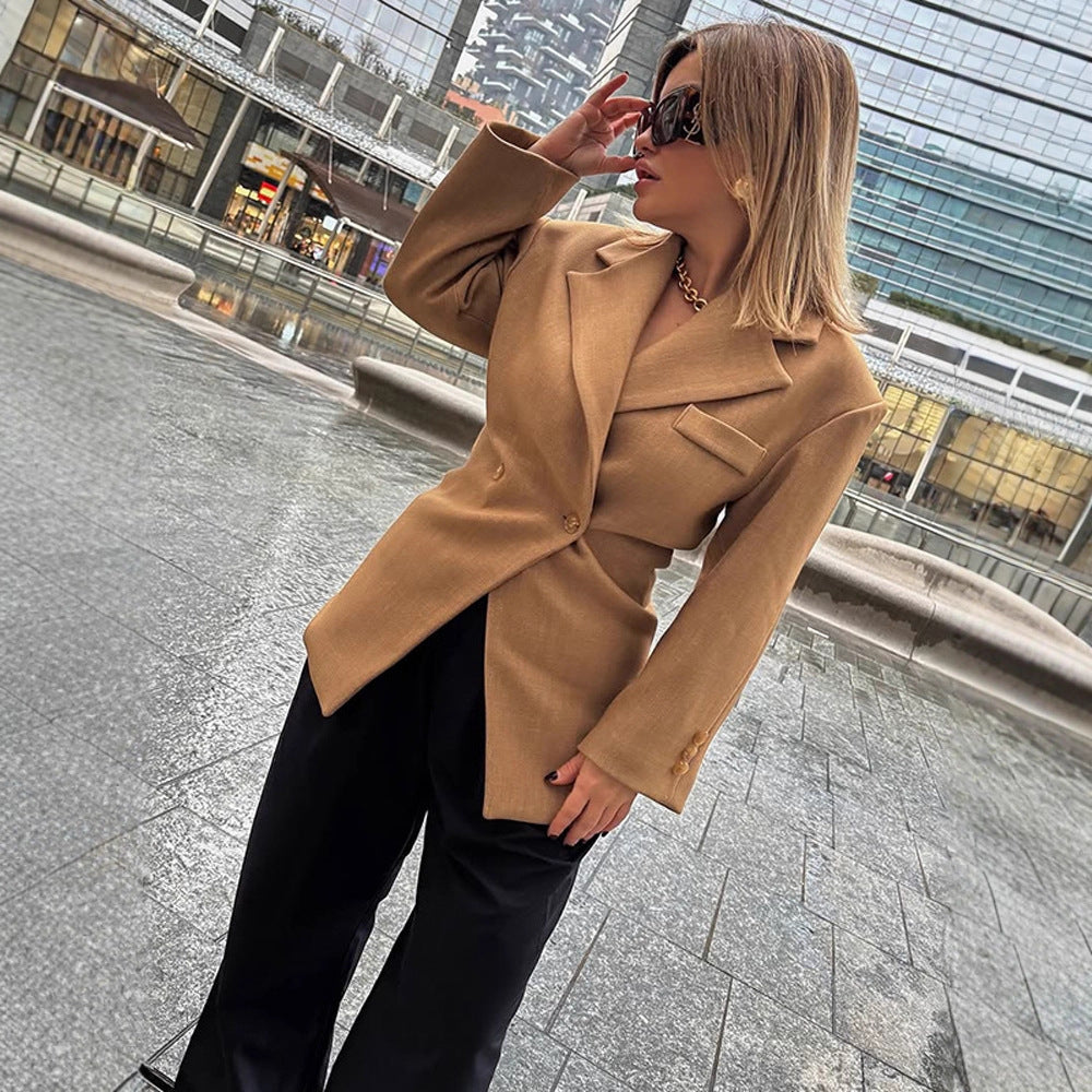 Damer Elegant oversized Blazerjacka med knappdetaljer och modern silhuett Mirla-Eva Jonsson
