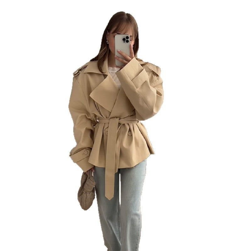Damer Elegant oversized trenchjacka med bälte och strukturerade ärmar Mirla-Eva Jonsson