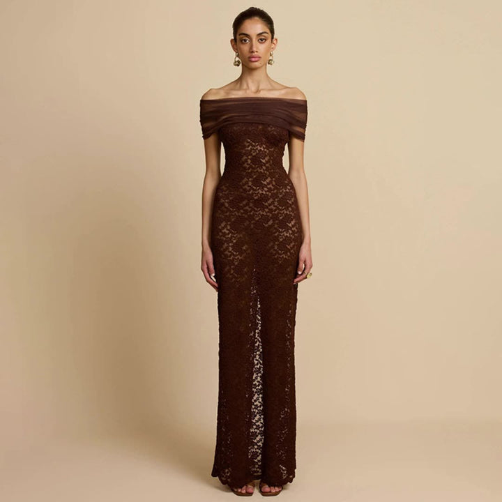 Damer Elegant spets kvällsklänning med off-shoulder design och raffinerad slits Mirla-Eva Jonsson
