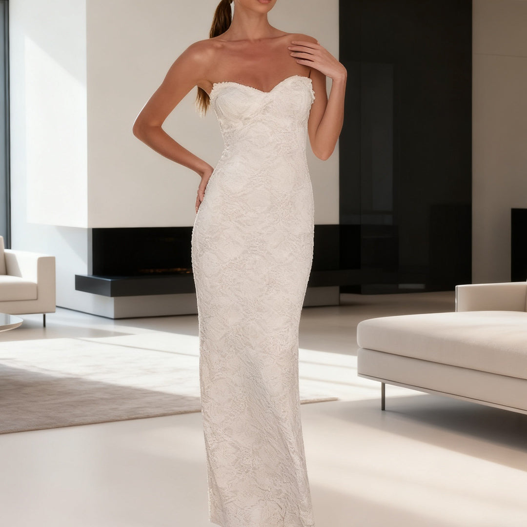 Damer Elegant spets maxiklänning med figurnära design och söt ryggöppning Mirla-Eva Jonsson