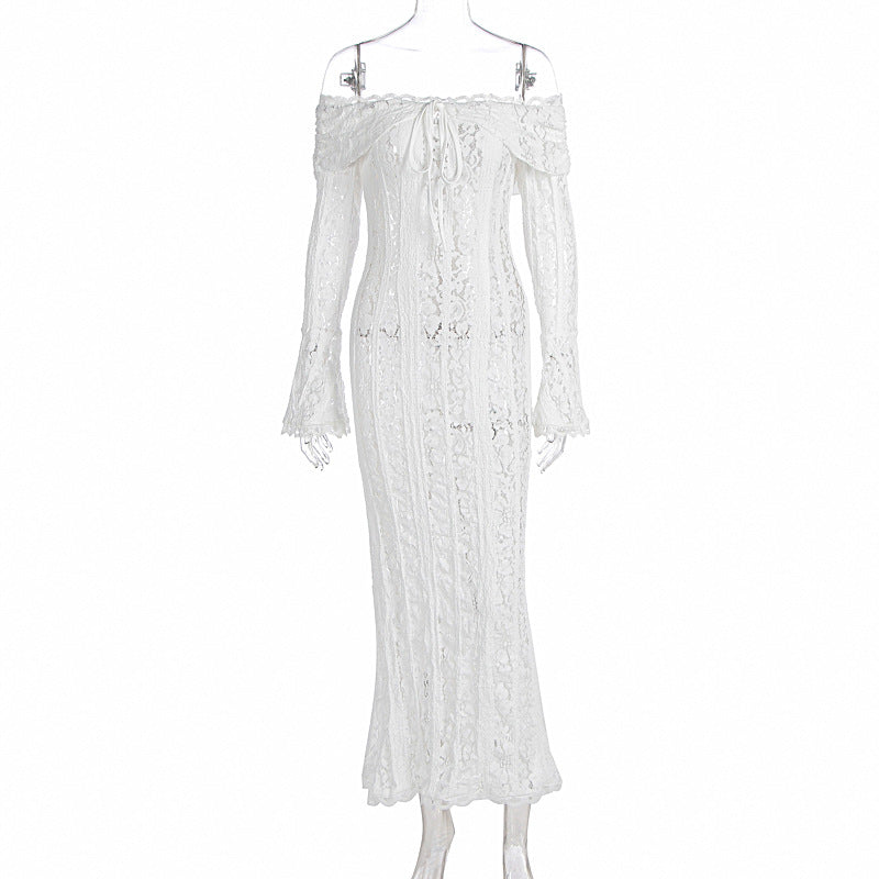 Damer Elegant spetsklänning i figurformad design med off-shoulder design Mirla-Eva Jonsson