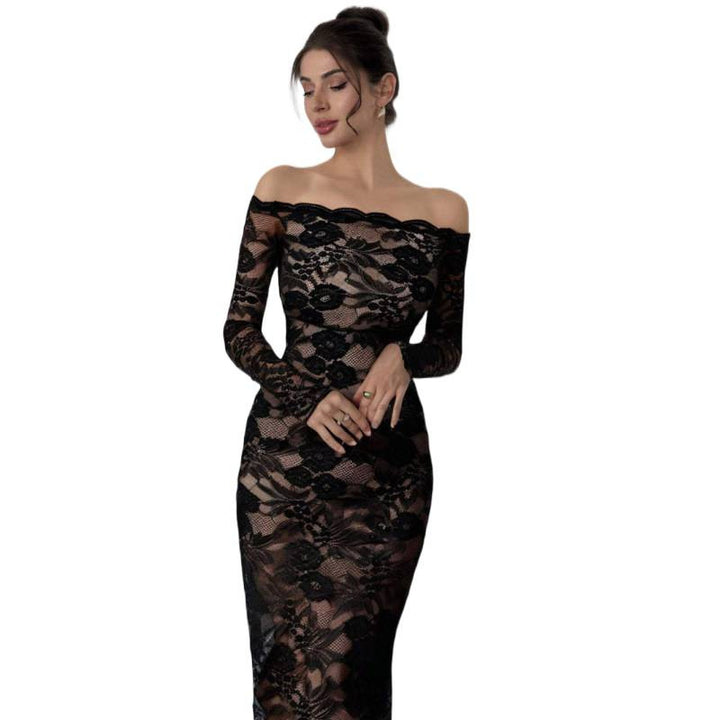 Damer Elegant spetsklänning med off-shoulder design och långa ärmar Mirla-Eva Jonsson