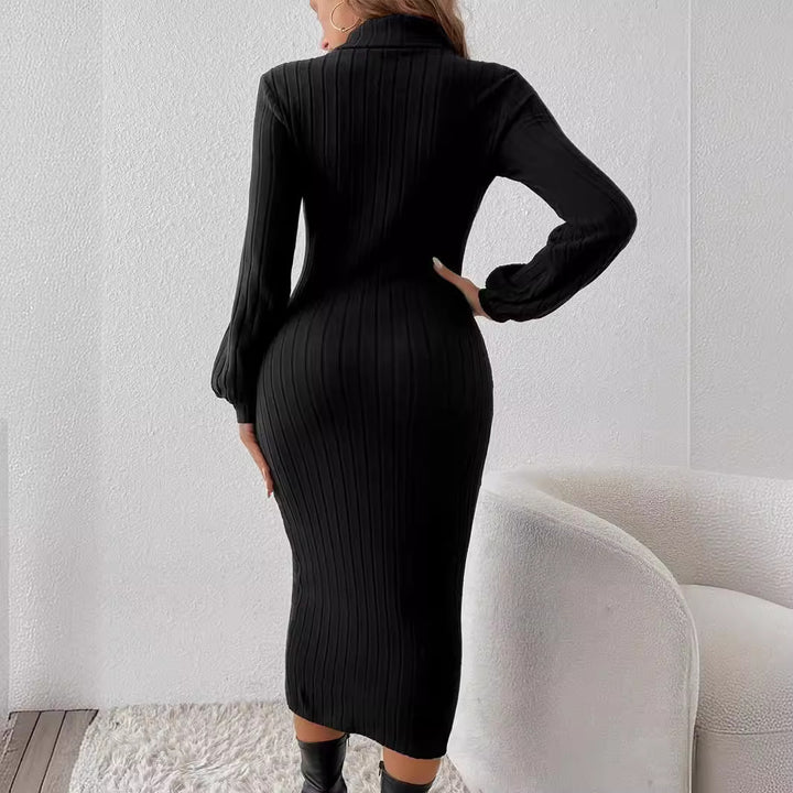 Damer Elegant stickad klänning med ribbad struktur Eva Jonsson-Eva Jonsson