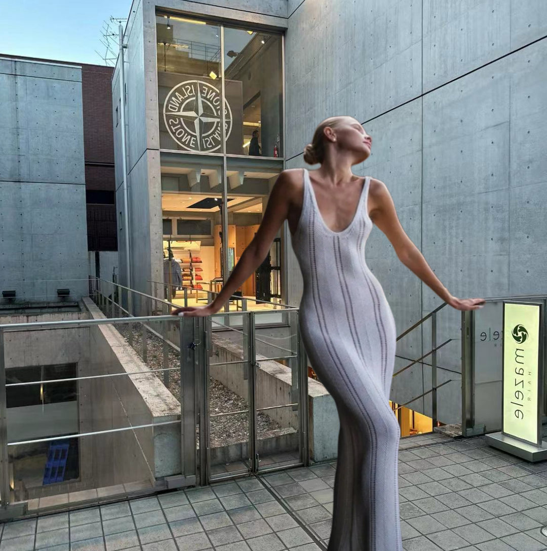 Damer Elegant stickad topp med fint hålmönster och feminina detaljer Mirla-Eva Jonsson