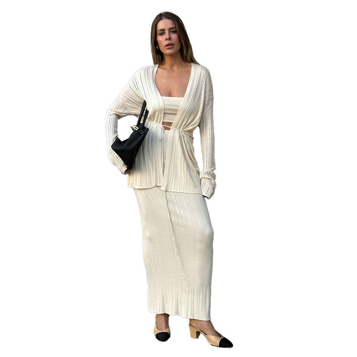 Damer Elegant stickat ensemble med figursydd överdel och lång kjol Mirla-Eva Jonsson