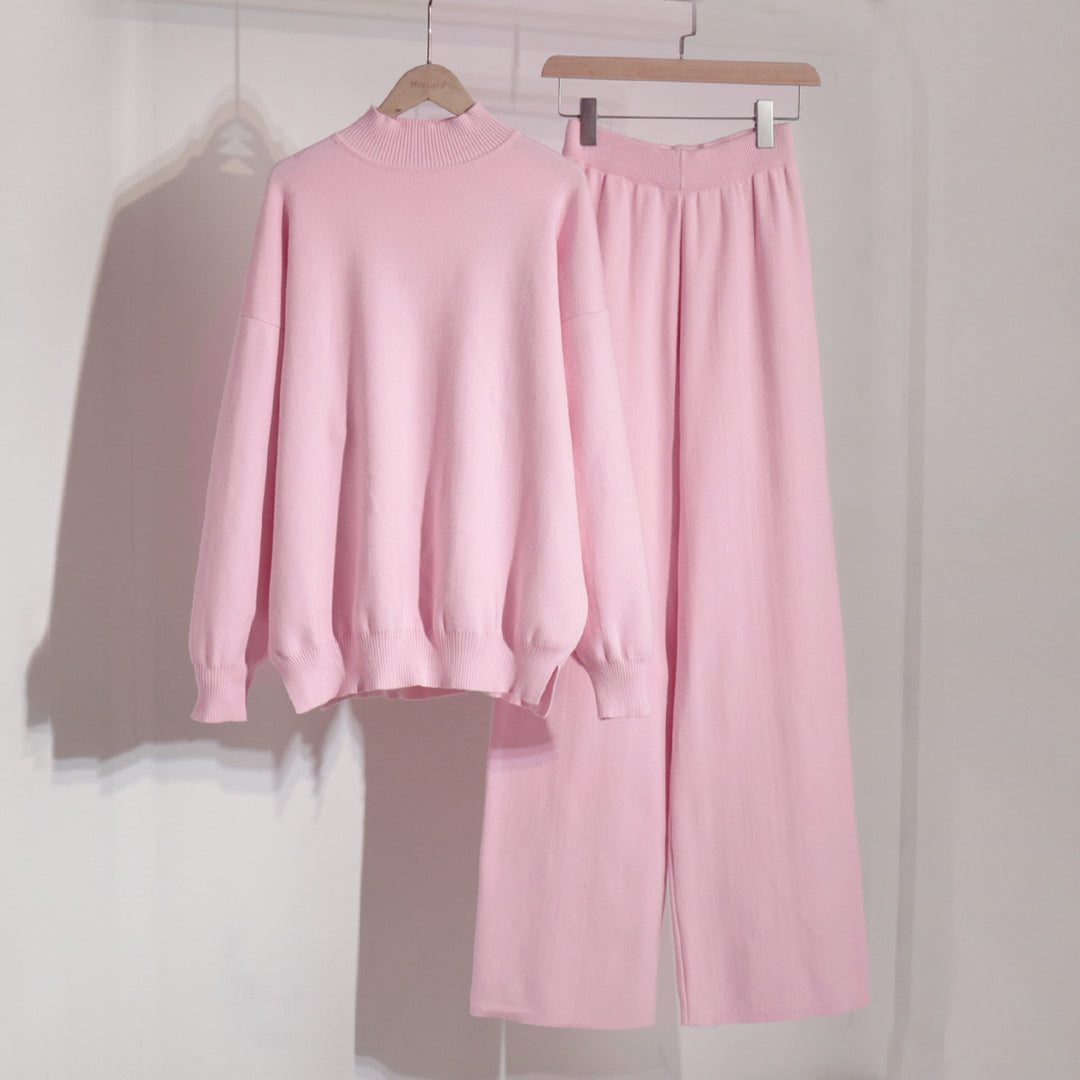 Damer Elegant stickensemble med hög krage tröja och vida byxor Mirla-Eva Jonsson