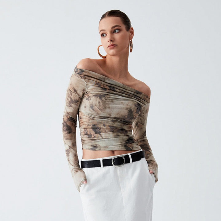 Damer Elegant topp med off-shoulder passform och draperat design Mirla-Eva Jonsson