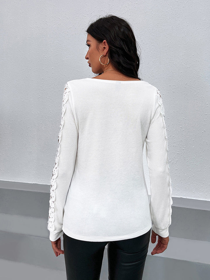 Damer Elegant topp med spetsärmar och V-ringning Eva Jonsson-Eva Jonsson