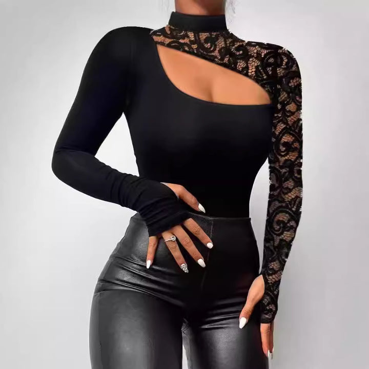 Damer Elegant topp med transparenta spetsärmar och asymmetrisk urringning Mirla-Eva Jonsson