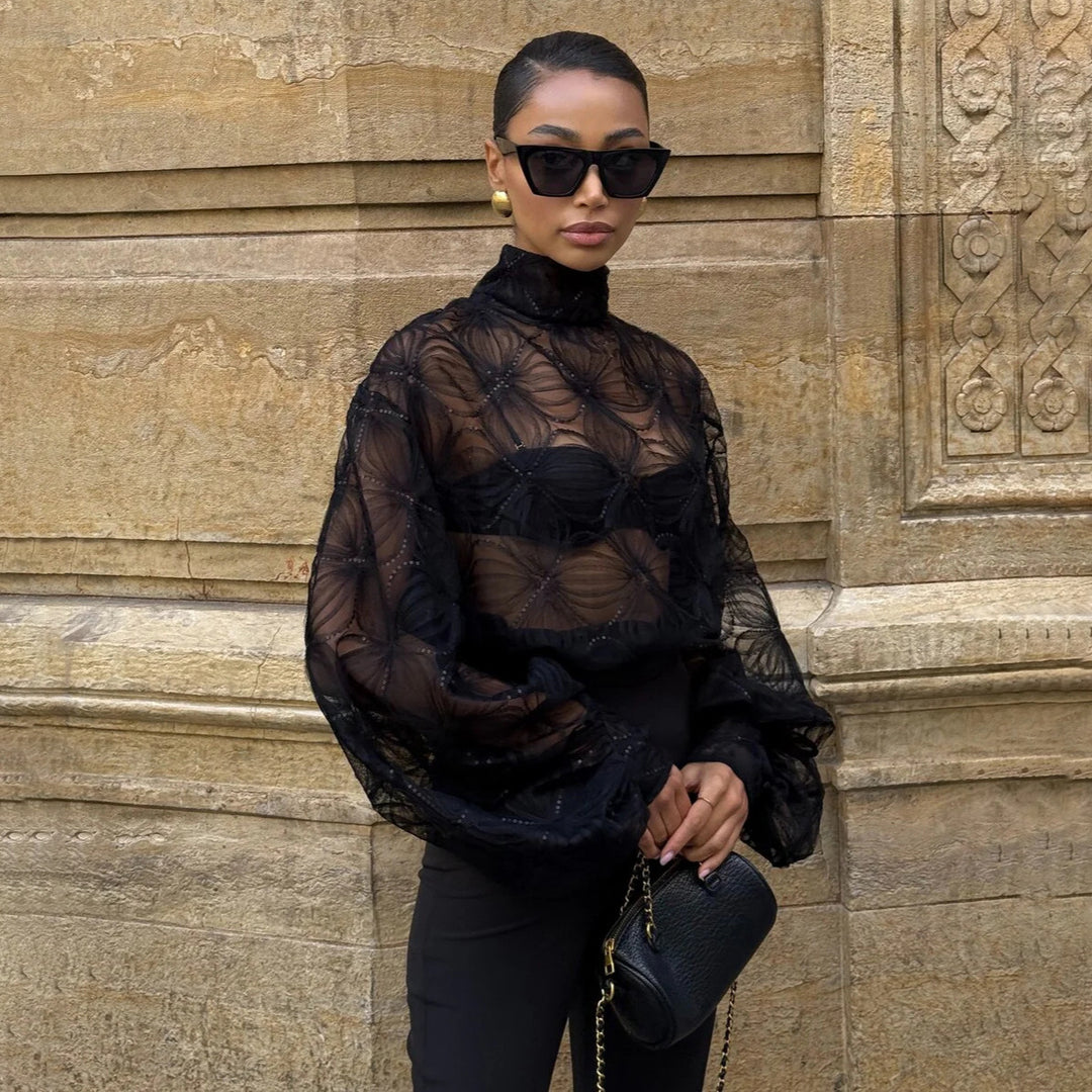 Damer Elegant transparent blus med strukturerad broderi Mirla-Eva Jonsson