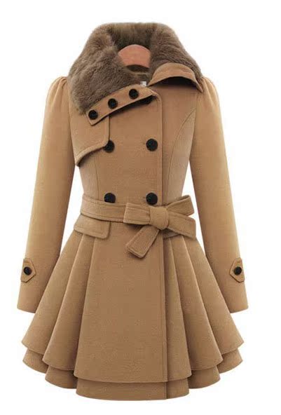 Damer Elegant trenchcoat med avtagbar pälskrage och svängande kjol Mirla-Eva Jonsson