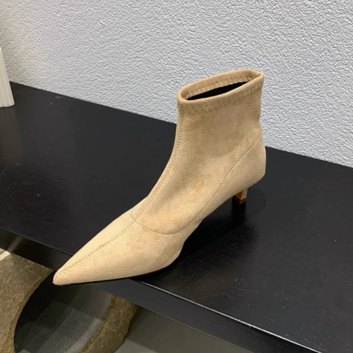 Damer Eleganta Ankelstövlar i mjukt Nubuck med stiligt Stiletto Mirla-Eva Jonsson