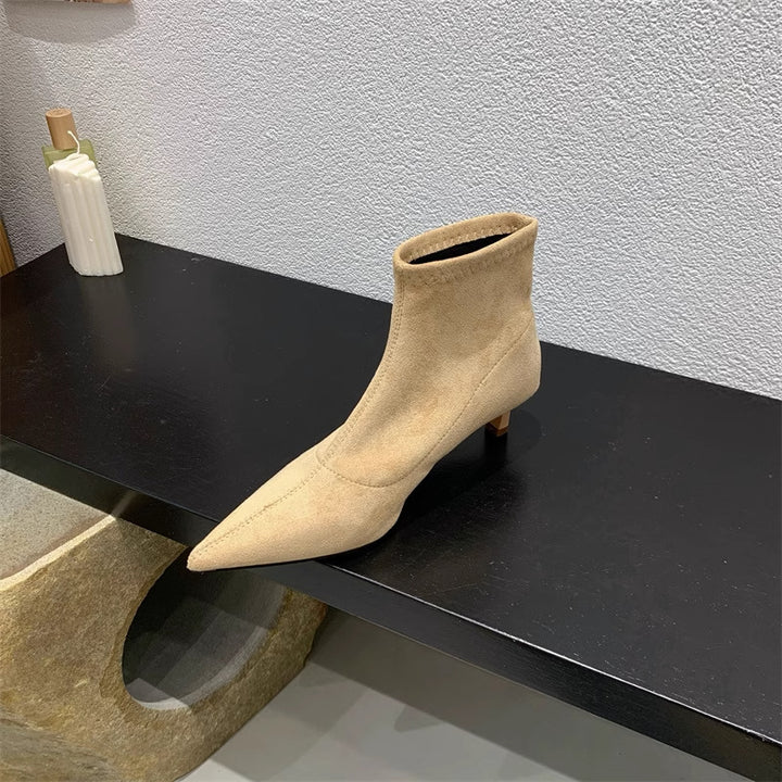 Damer Eleganta Ankelstövlar i mjukt Nubuck med stiligt Stiletto Mirla-Eva Jonsson
