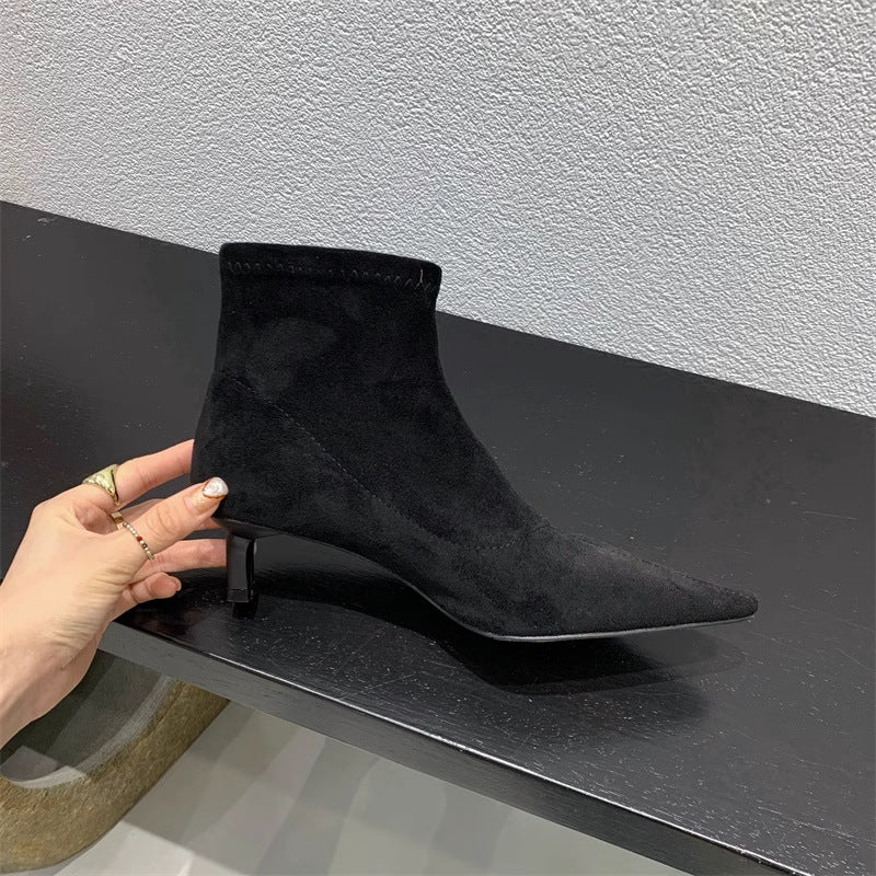 Damer Eleganta Ankelstövlar i mjukt Nubuck med stiligt Stiletto Mirla-Eva Jonsson