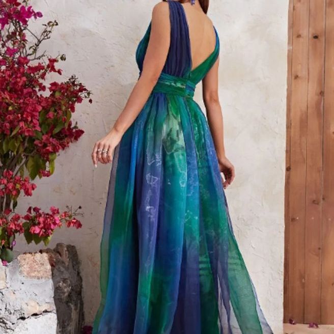 Damer Eleganta Maxiklänning med Flödande Chiffon-Överdel och V-Hals Mirla-Eva Jonsson