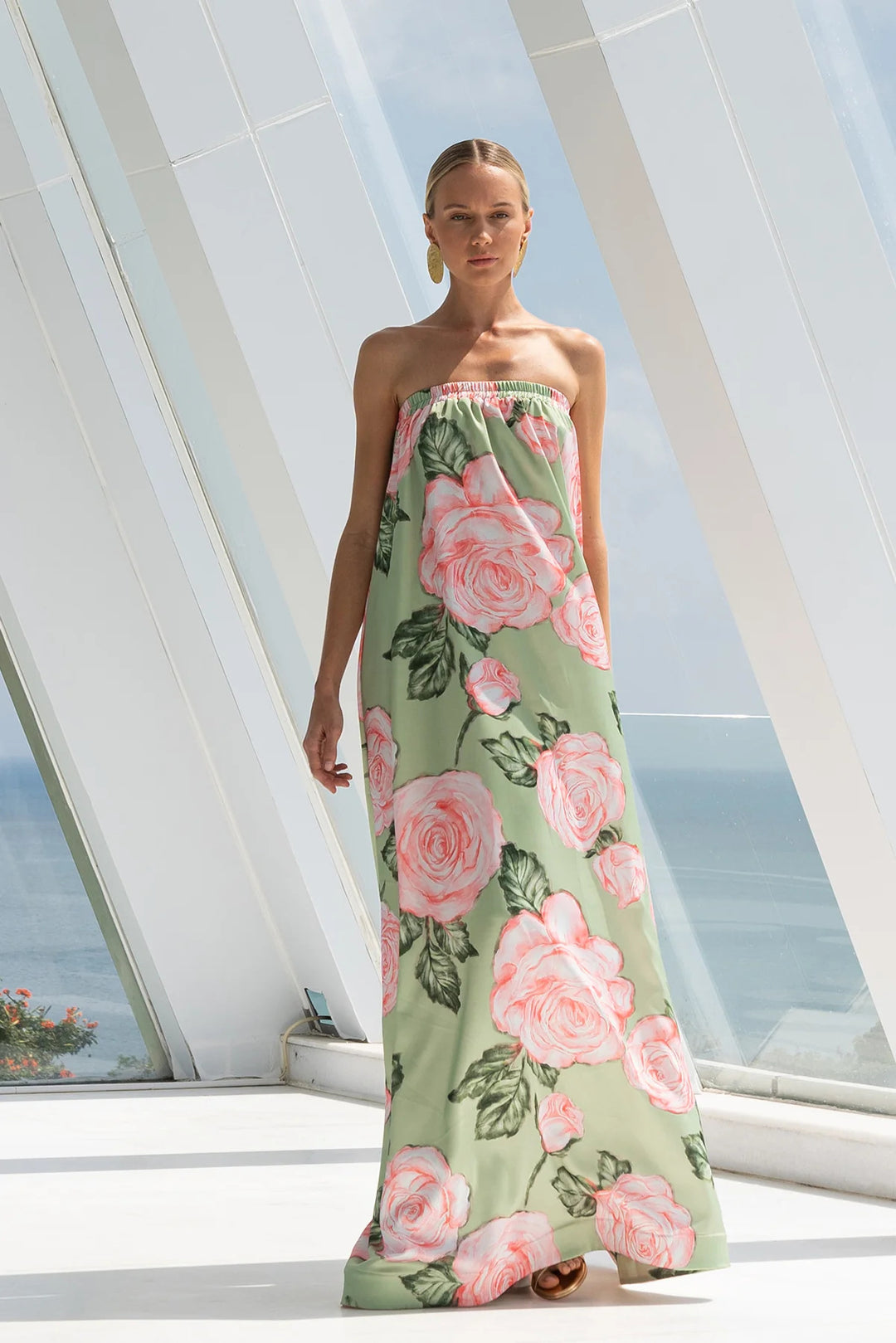 Damer Eleganta Maxiklänning med blommönster och elastisk överdel Mirla-Eva Jonsson