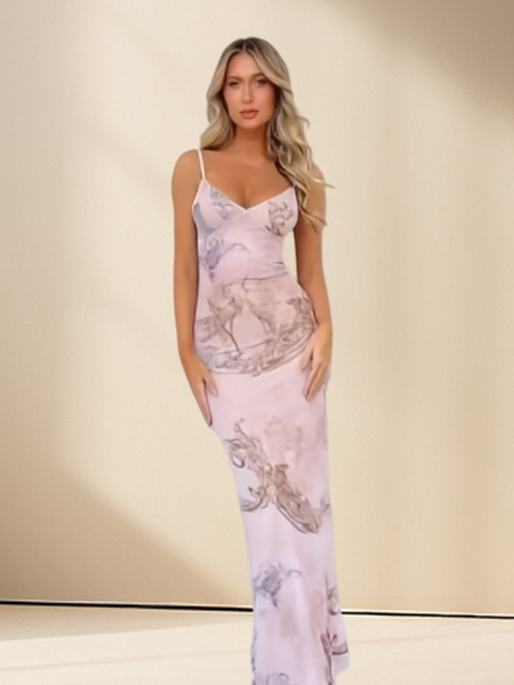 Damer Eleganta Maxiklänning med fint blommönster och spaghetti axelband Mirla-Eva Jonsson