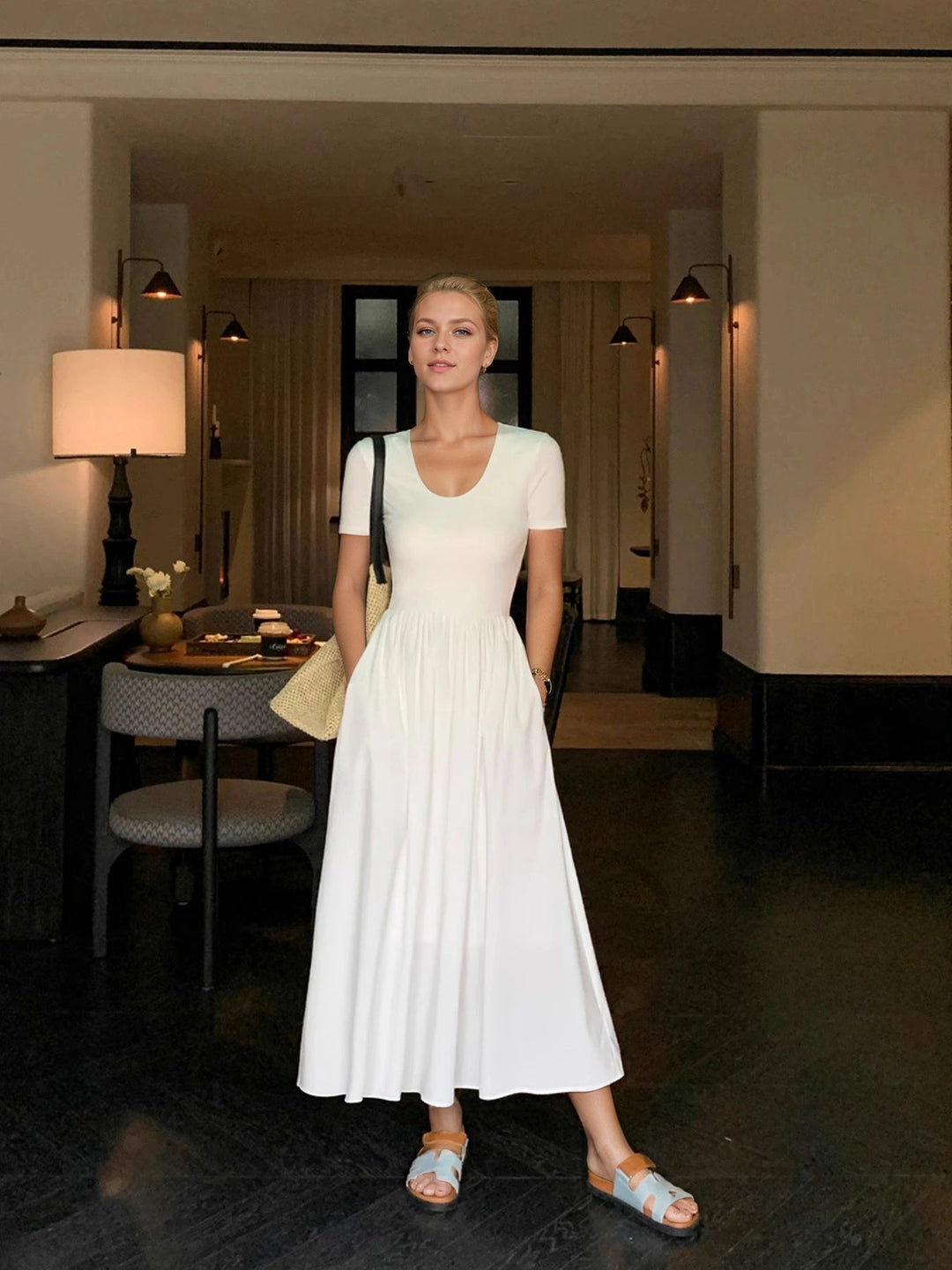Damer Eleganta Maxiklänning med hög uringning och harmonisk skärning Mirla-Eva Jonsson