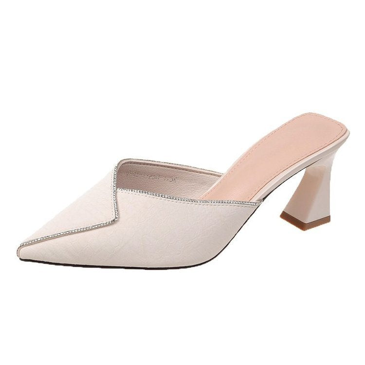 Damer Eleganta Mules med Spetsig Tåområde och Snygg Glans Mirla-Eva Jonsson