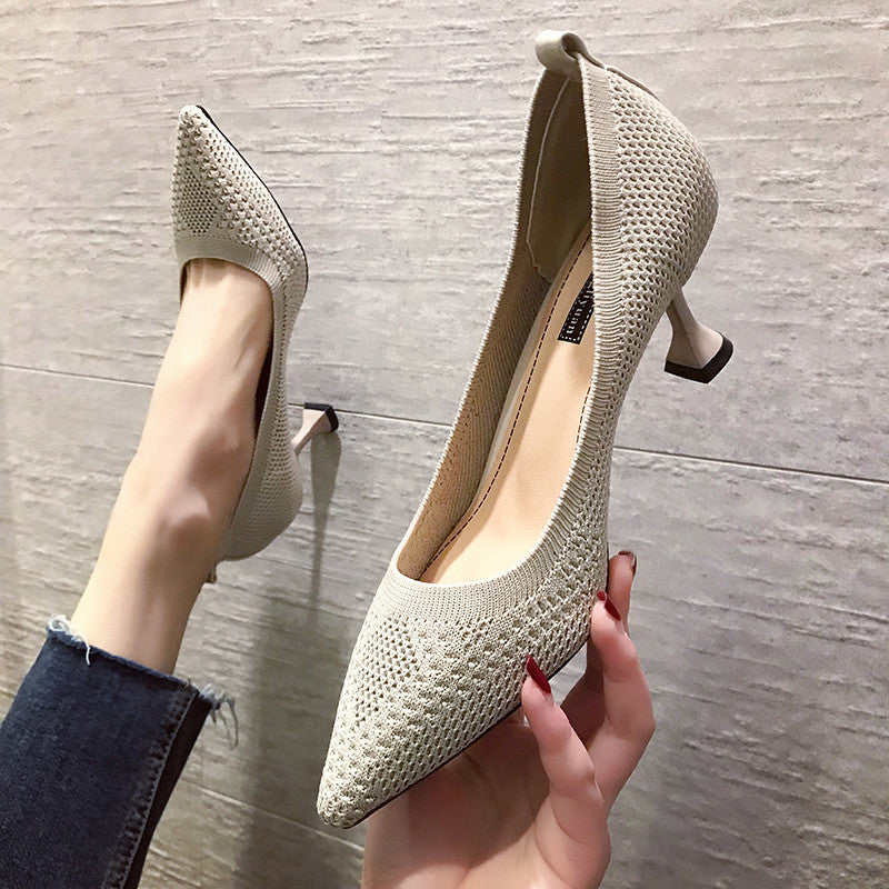 Damer Eleganta Pumps med Innovativt Stickdesig och Hög Klack Mirla-Eva Jonsson