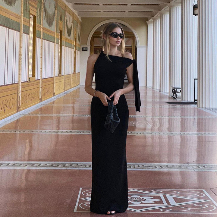 Damer Eleganta figurformande One-Shoulder-Maxiklänning med slinga Mirla-Eva Jonsson