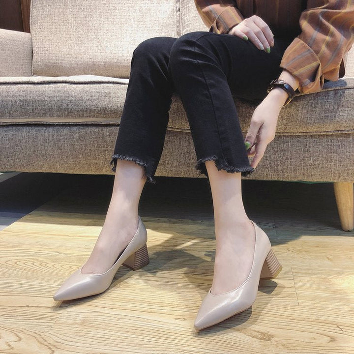 Damer Eleganta och Bekväma Pumps med Stabil Blockklack Mirla-Eva Jonsson