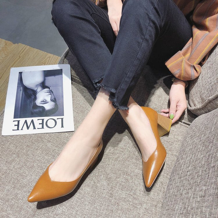 Damer Eleganta och Bekväma Pumps med Stabil Blockklack Mirla-Eva Jonsson