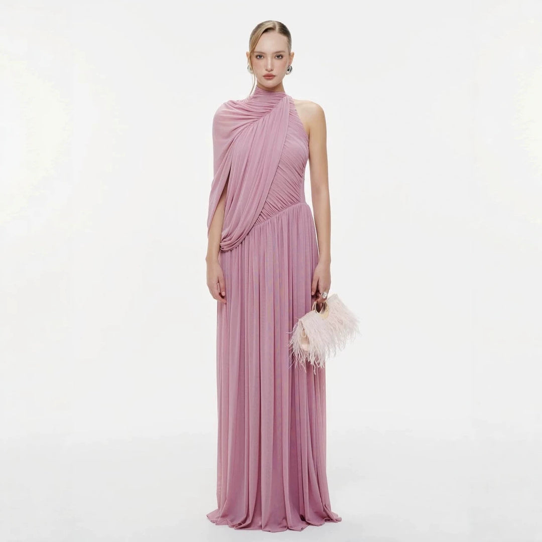 Damer Eleganta omlottklänning med asymmetrisk design och flödande drapering Mirla-Eva Jonsson