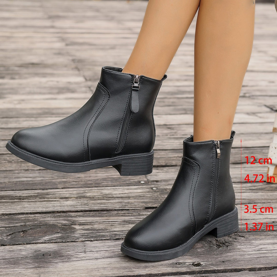 Damer Eleganta stövletter med dragkedja och modernt design Mirla-Eva Jonsson