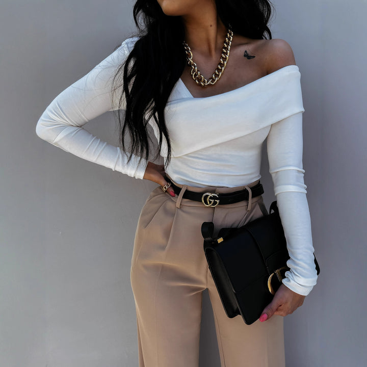 Damer Eleganta toppar med off-the-shoulder design och långa ärmar Mirla-Eva Jonsson