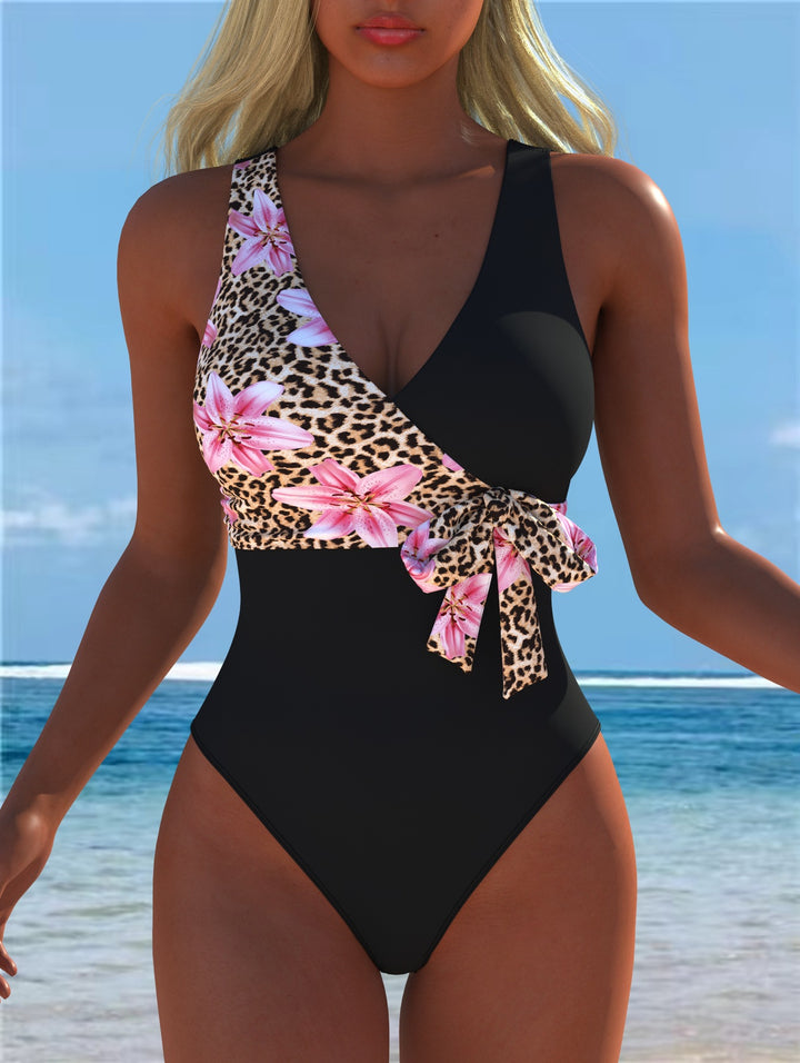 Damer Enbitar Baddräkt med blommig omslagsdesign och trendigt leopardmönster Mirla-Eva Jonsson