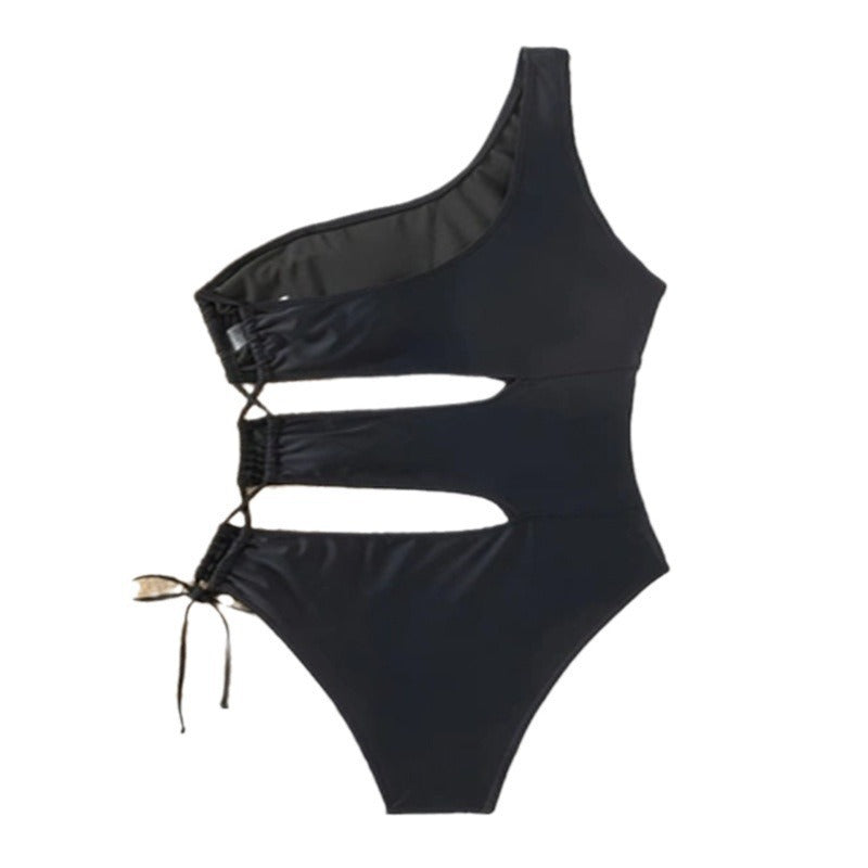 Damer Ensidig baddräkt med modern cut-out och sportig design Mirla-Eva Jonsson