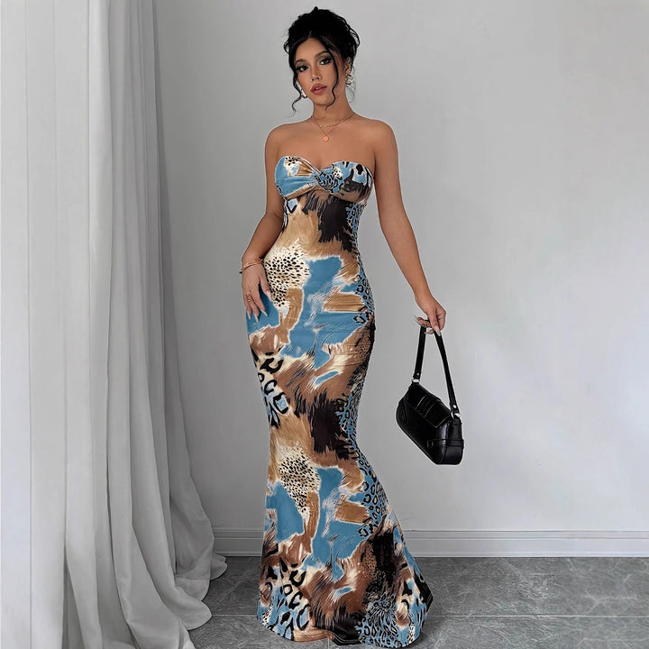 Damer Etuiklänning med strapless design och djurmönster Eva Jonsson-Eva Jonsson