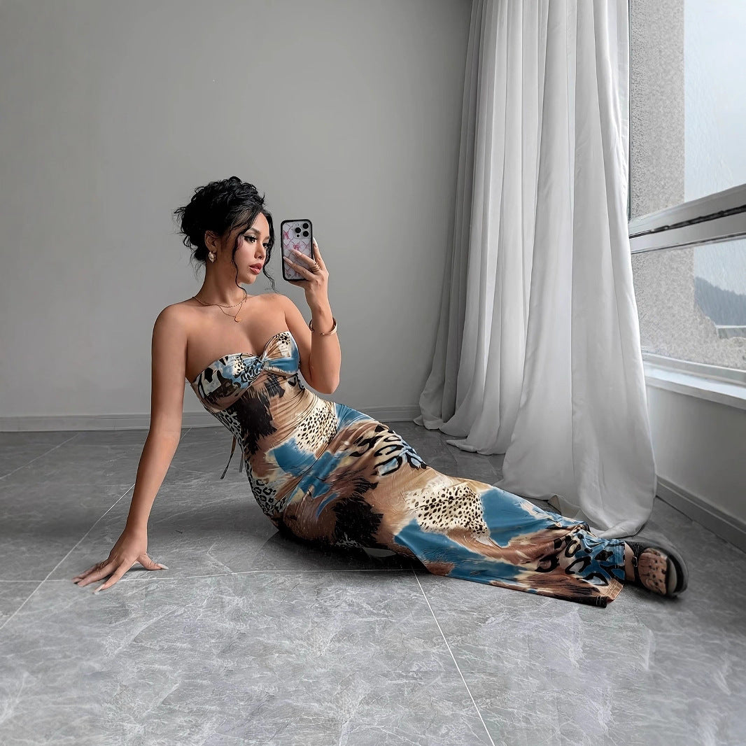 Damer Etuiklänning med strapless design och djurmönster Eva Jonsson-Eva Jonsson