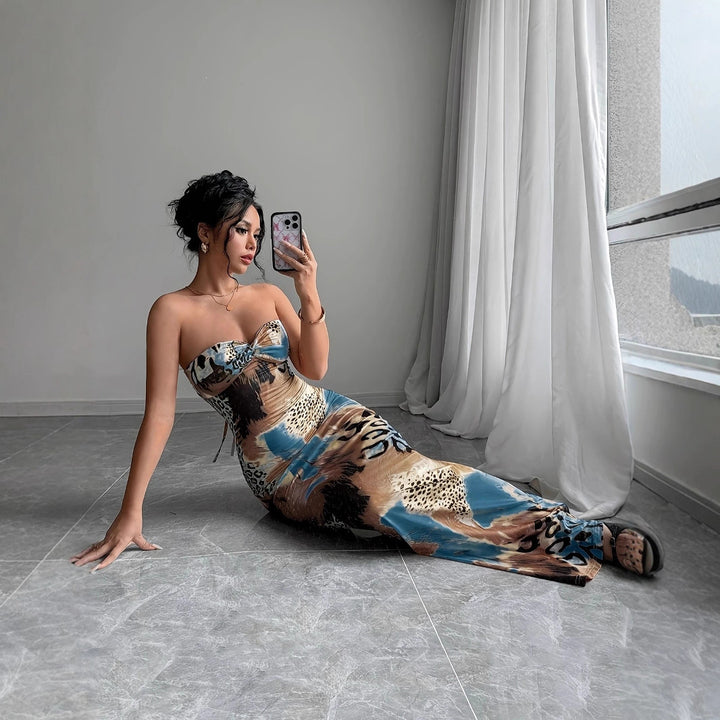 Damer Etuiklänning med strapless design och djurmönster Eva Jonsson-Eva Jonsson