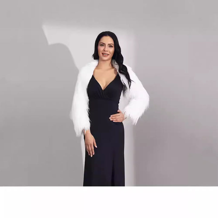 Damer Extravagant Konstpälsbolero med elegant skärning Mirla-Eva Jonsson