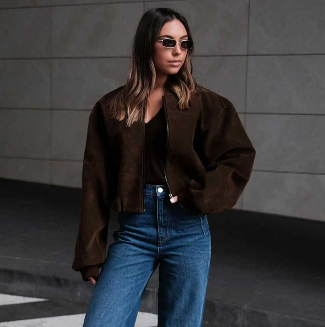 Damer Fashion kortskuren lammskinnjacka med voluminösa ärmar Mirla-Eva Jonsson
