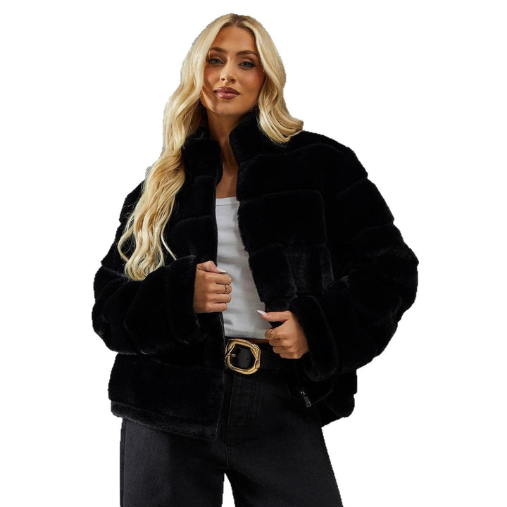 Damer Fashionabel Kortjacka med voluminös Teddypäls Mirla-Eva Jonsson