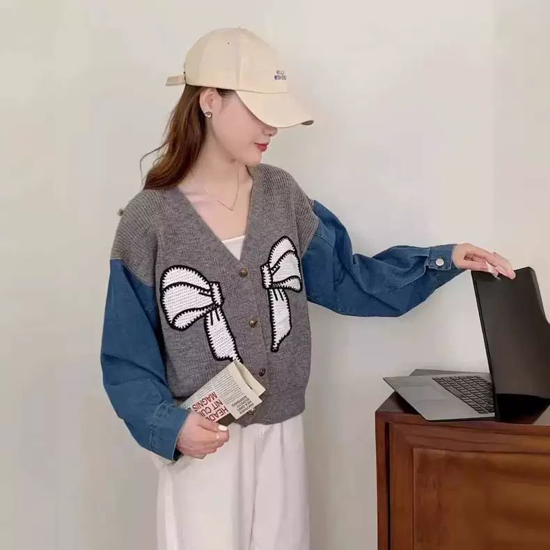 Damer Fashionable Cardigan med Dekorativ Bågbroderi Mirla-Eva Jonsson