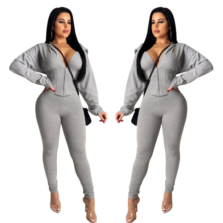 Damer Figurformad Jumpsuit med huva och figursydd skärning Mirla-Eva Jonsson