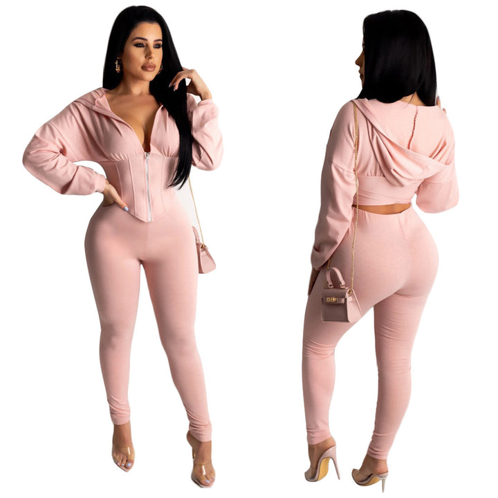 Damer Figurformad Jumpsuit med huva och figursydd skärning Mirla-Eva Jonsson