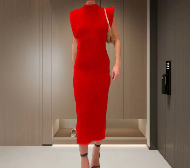 Damer Figurnära Maxiklänning med asymmetrisk design och elegant halsprydnad Eva Jonsson-Eva Jonsson