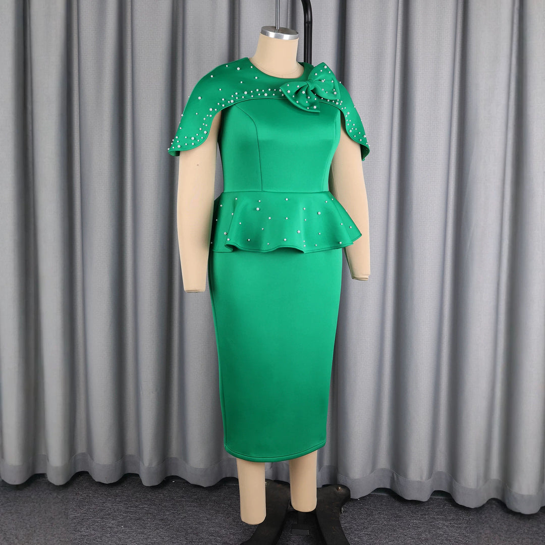 Damer Figurnära Peplum Klänning med dekorativ kapuschong Mirla-Eva Jonsson