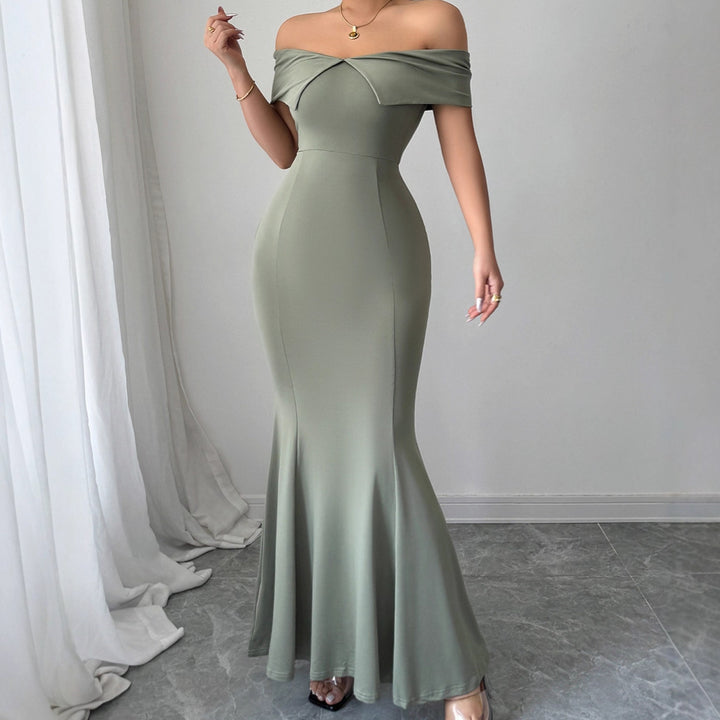 Damer Figursydd Off-Shoulder Maxikjol Mirla-Eva Jonsson