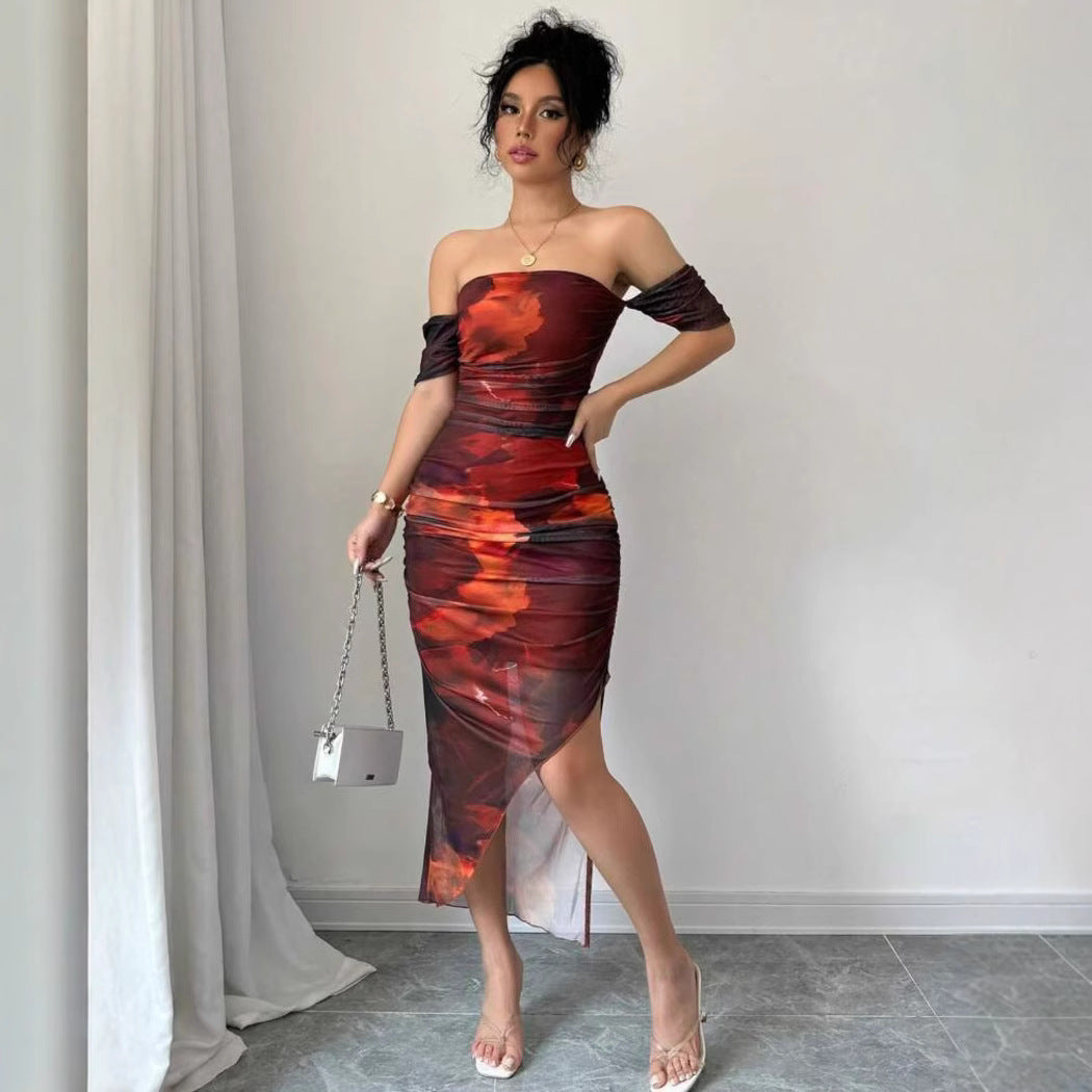Damer Figursytt Midi-klänning med off-shoulder design och elegant slits Mirla-Eva Jonsson