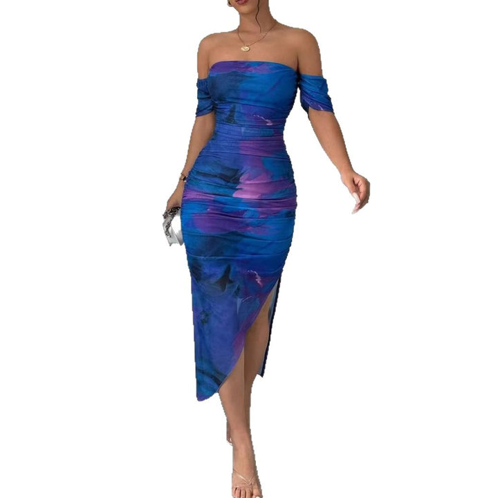 Damer Figursytt Midi-klänning med off-shoulder design och elegant slits Mirla-Eva Jonsson