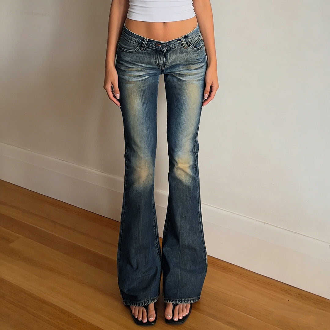 Damer Flared Jeans med hög midja och snygg Used-Look Mirla-Eva Jonsson