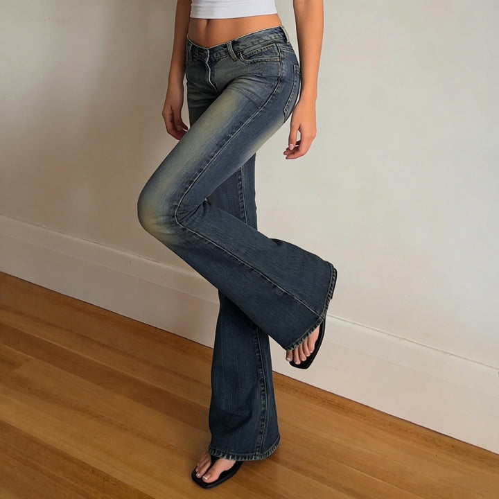 Damer Flared Jeans med hög midja och snygg Used-Look Mirla-Eva Jonsson