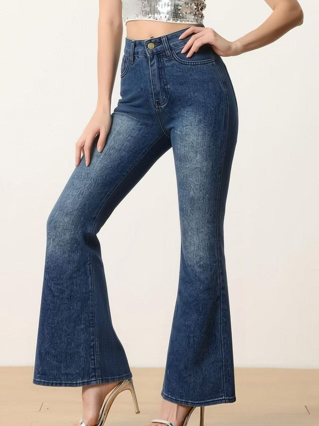 Damer Flared Jeans med hög midja och unik strukturdesign Mirla-Eva Jonsson